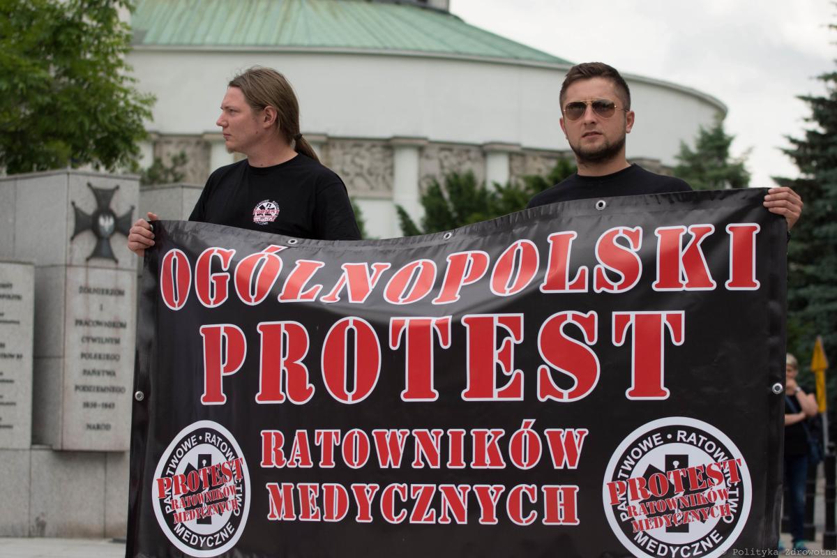 Ratownicy medyczni będą dziś pikietować w całej Polsce