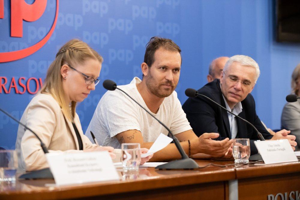 Przewlekła choroba nerek to praca na pół etatu. Czy da się z nią podróżować?