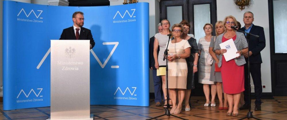 Pielęgniarki podpisały porozumienie z resortem zdrowia