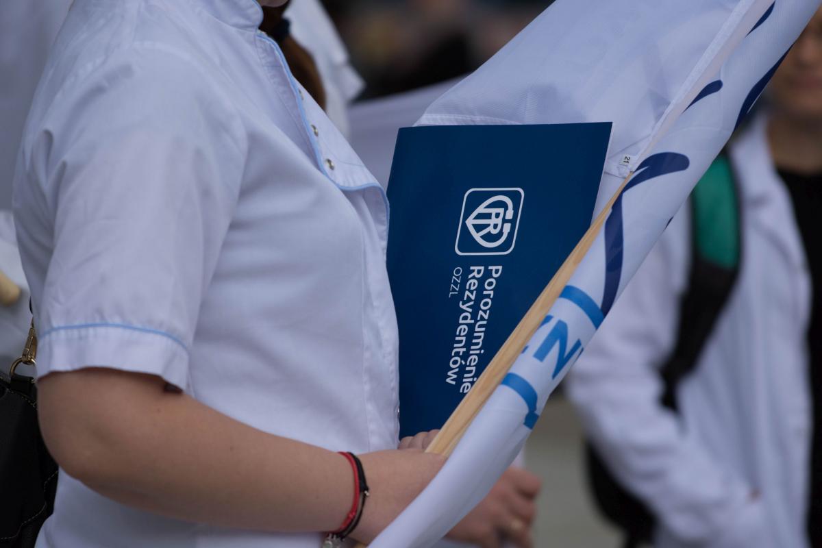 PiS przeciwko młodym lekarzom