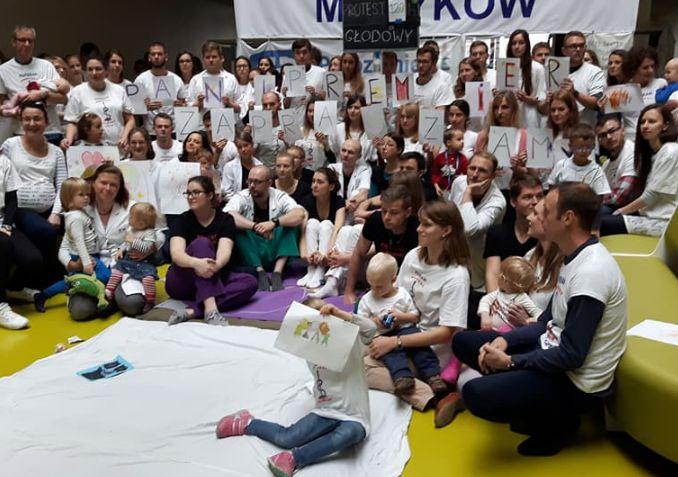Zapowiedzi: sejmowa Komisja Zdrowia u strajkujących rezydentów