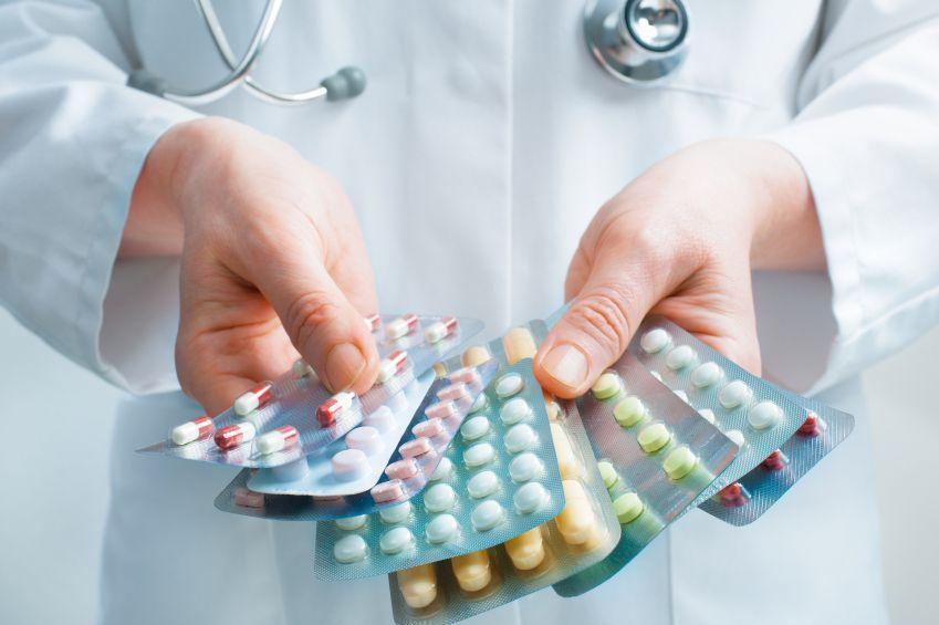 Szpitalne apteki bez zapasów. NFZ karami wymusi poprawę?