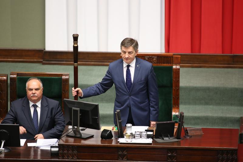 Jakie zdrowotne tematy pojawią się dziś w Sejmie?