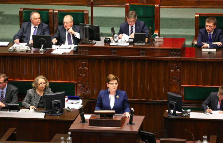 Dziś w Sejmie informacja Premier Szydło nt. sytuacji w CZD