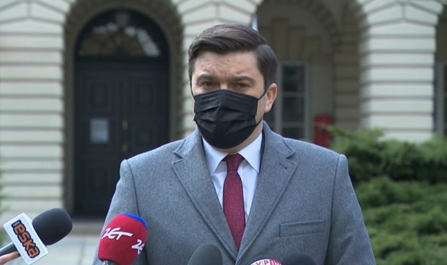 MZ: sytuacja w szpitalach nadal jest trudna