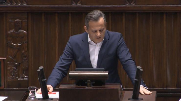 Obywatelski projekt 6,8 PKB na zdrowie po pierwszym czytaniu