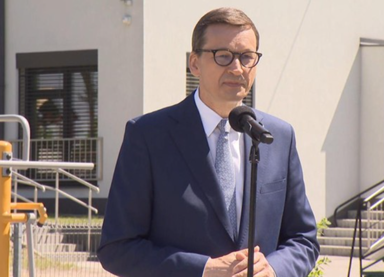 M.Morawiecki o proteście pielęgniarek: wzrost wynagrodzeń przyspieszył
