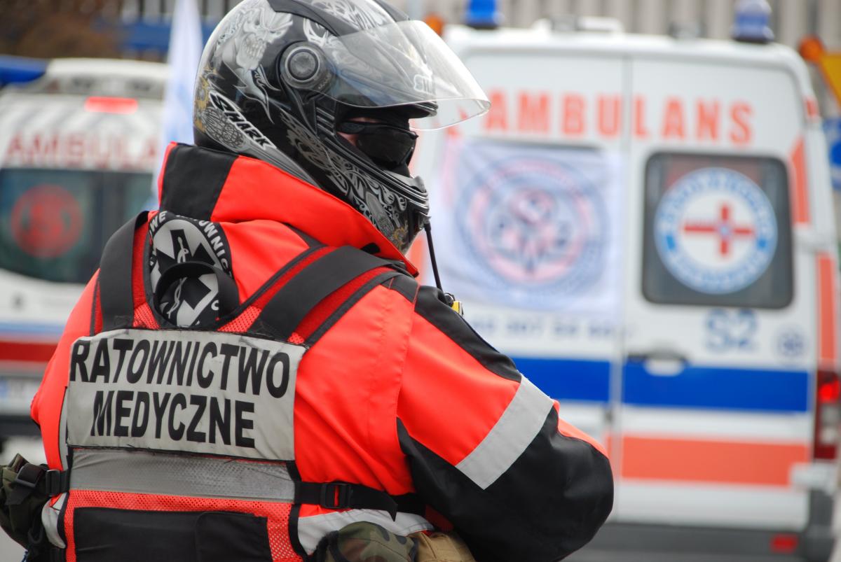 GUS: Zespoły ratownictwa medycznego pomogły 3 mln osób