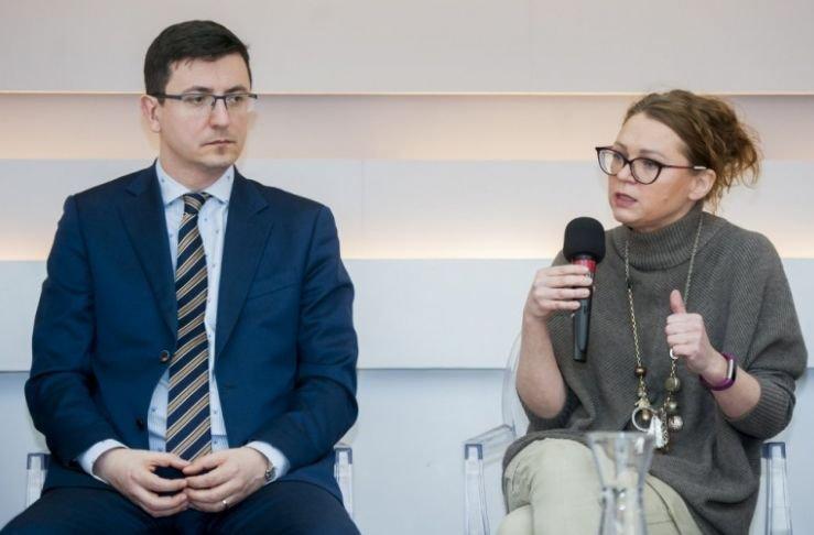 Prof. E. Barcz o „epidemii” schorzeń dna miednicy