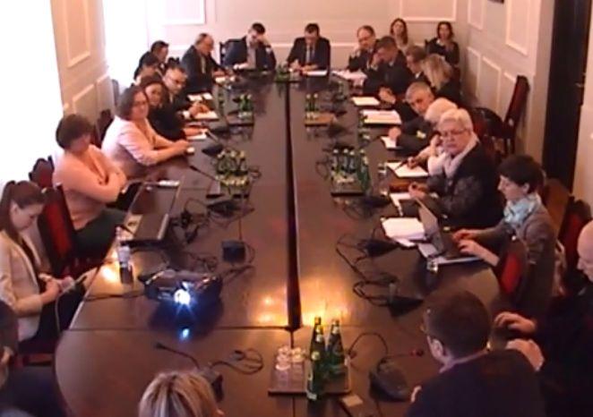 Parlamentarny zespół praw pacjentów o chorych na SM