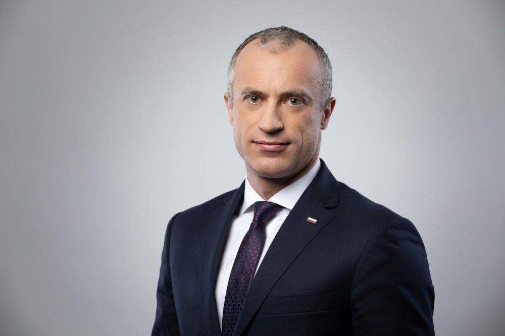 Kiedy szczepienia starszych nastolatków przeciw COVID?