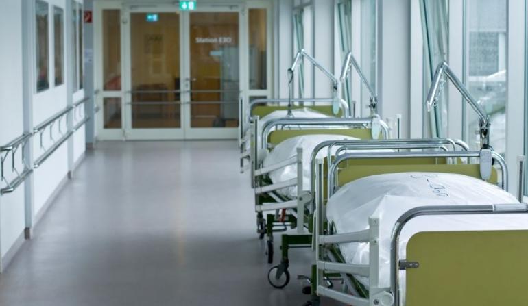 Blokowanie łóżek szpitalnych coraz większym problemem w UK
