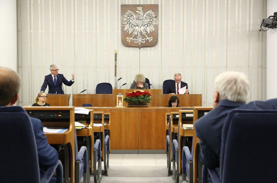 Senat za wyższą stawką VAT na niektóre wyroby medyczne