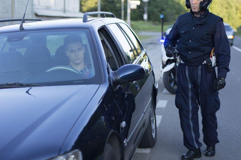 MZ i RPO: Policjanci nie mają prawa prewencyjnie badać kierowców na zawartość alkoholu