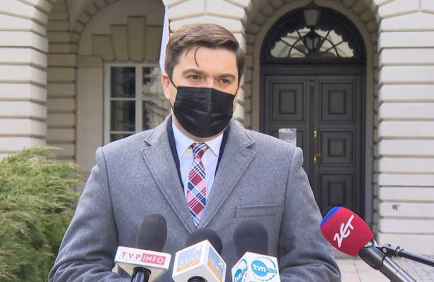 MZ: brytyjska mutacja stała się dominująca w Polsce