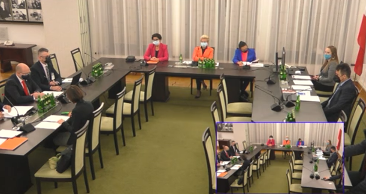Fundusz Kompensacyjny. Senacka komisja za poprawkami