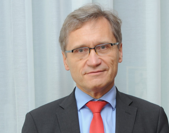 Rektor WUM nie zamierza ustąpić, mimo oczekiwań ministra zdrowia