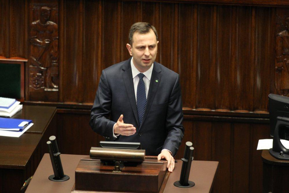 W. Kosiniak-Kamysz: nie trzymajmy lekarzy przy książkach