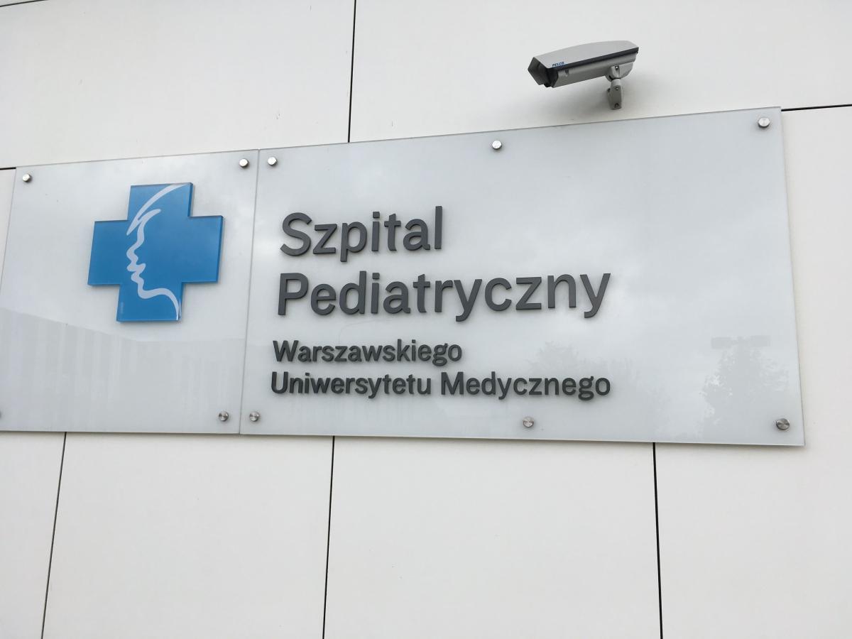 Ruszył „dzień bez lekarza” w szpitalu WUM. Jest oświadczenie medyków