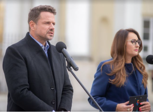 Stolica. R.Trzaskowski apeluje o tymczasowy szpital covidowy