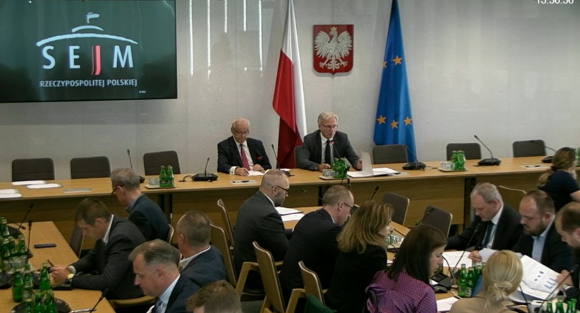 Bezpieczeństwo lekowe Polaków może być zagrożone