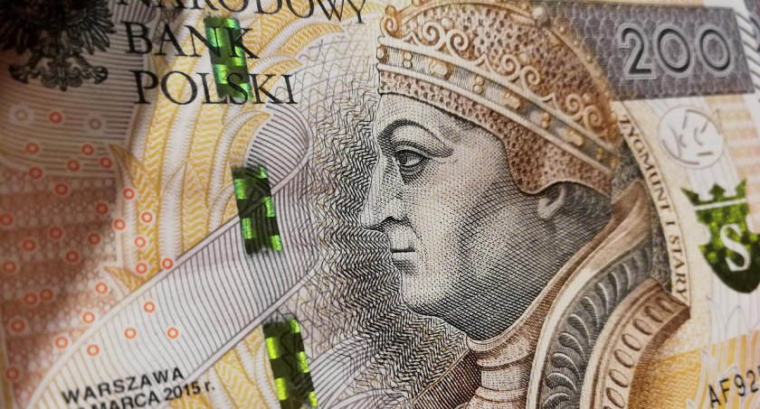 Kwoty podwyżek dla medyków nadal nieznane