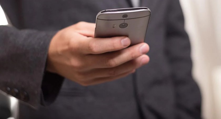 Infolinia Narodowego Programu Szczepień przeciw COVID-19 będzie działać dłużej