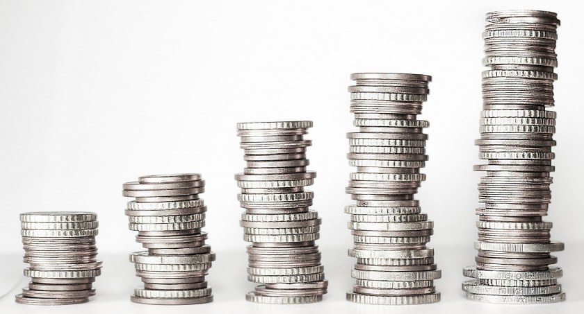 Strona społeczna o 350 mln zł na podwyżki wynagrodzeń: 