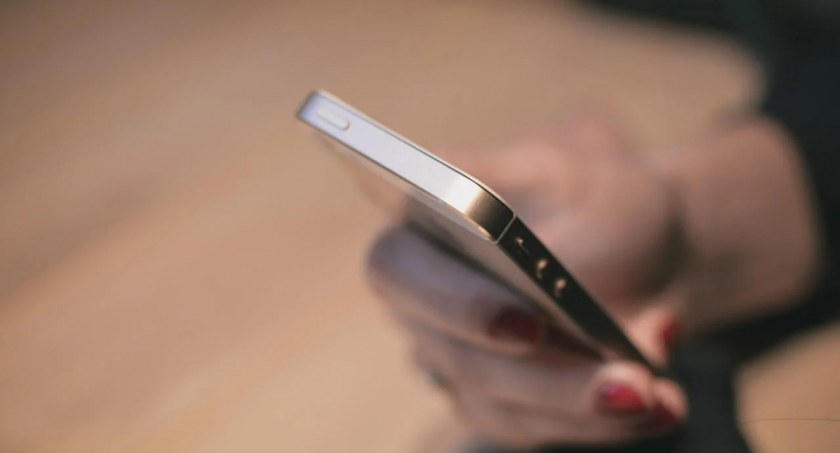 Filmik na smartfonie może pomóc w wykryciu zwężonych tętnic szyjnych