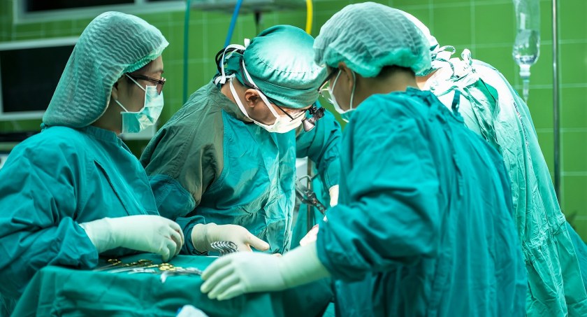 Postępowanie kwalifikacyjne w dziedzinie chirurgiczna asysta lekarza trwa