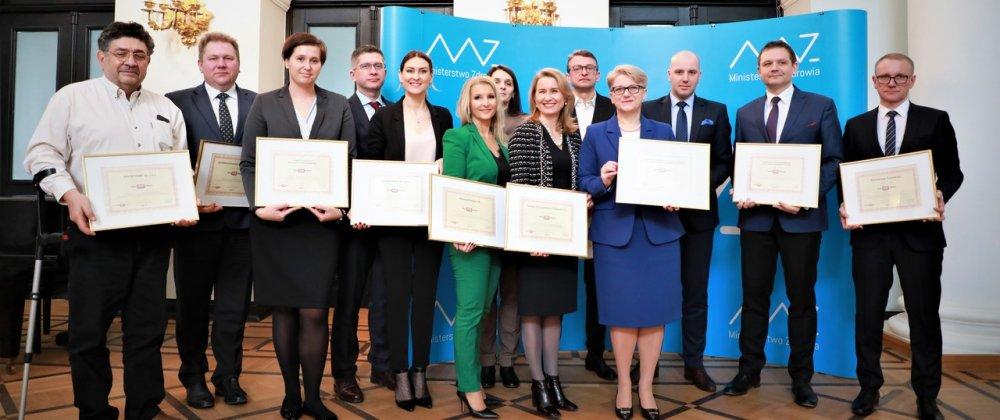 MZ uhonorowało 
