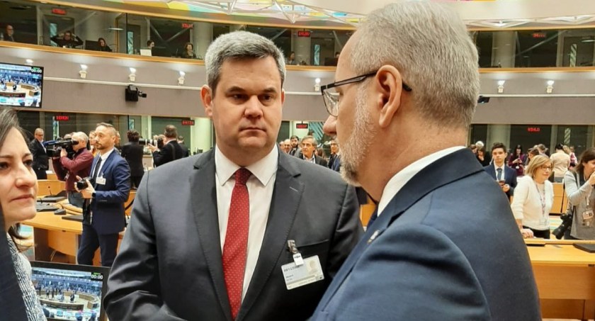 MZ o dalszych dostawach szczepionek z zamówień UE. 