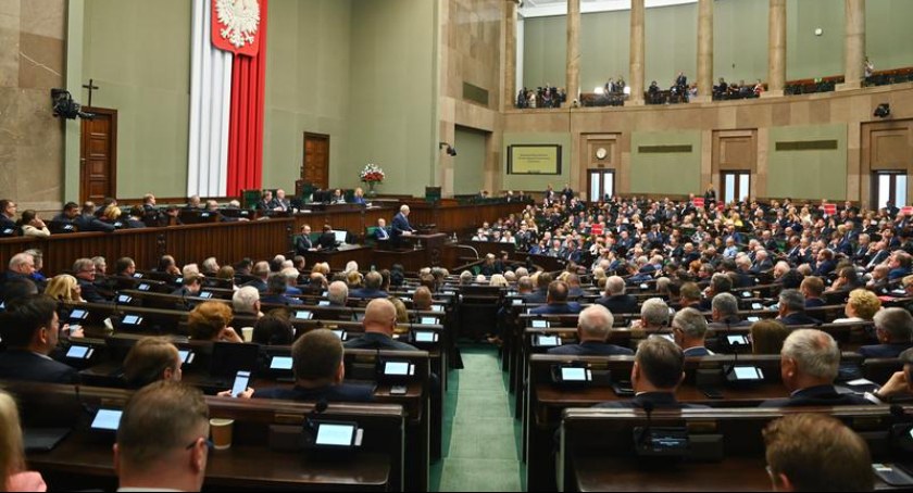 Sejm zaakceptował sześć poprawek Senatu do ustawy o Państwowym Instytucie Medycznym MSWiA