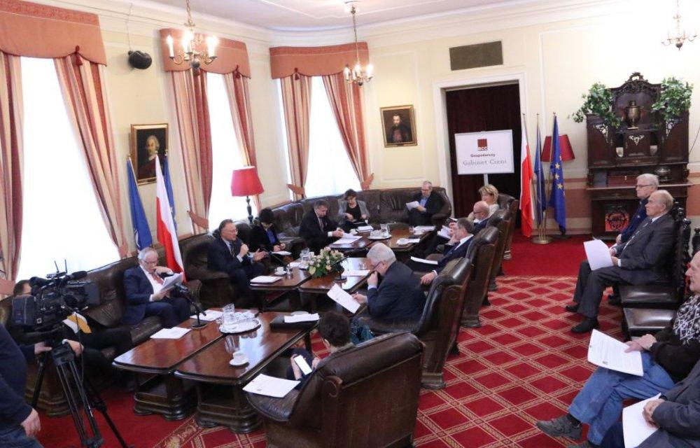 BCC oceniło rząd. Jak wypadło MZ w pierwszym kwartale?