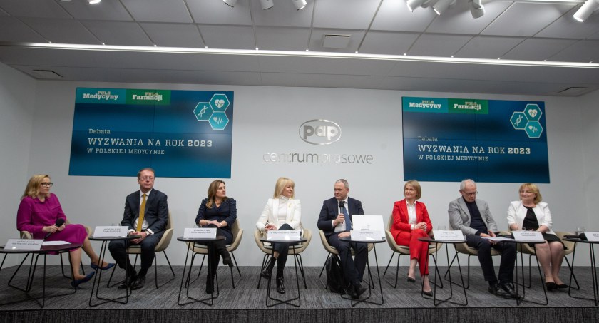 Rewolucyjne zmiany w polskiej opiece zdrowotnej w 2023 r.