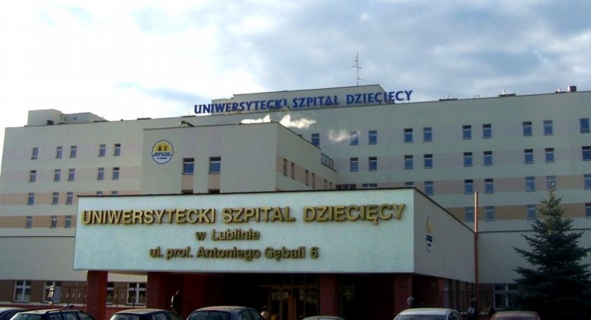 Szpital dziecięcy pogrążony przebudową. Ministerstwo wyjaśnia dlaczego nie pomogło