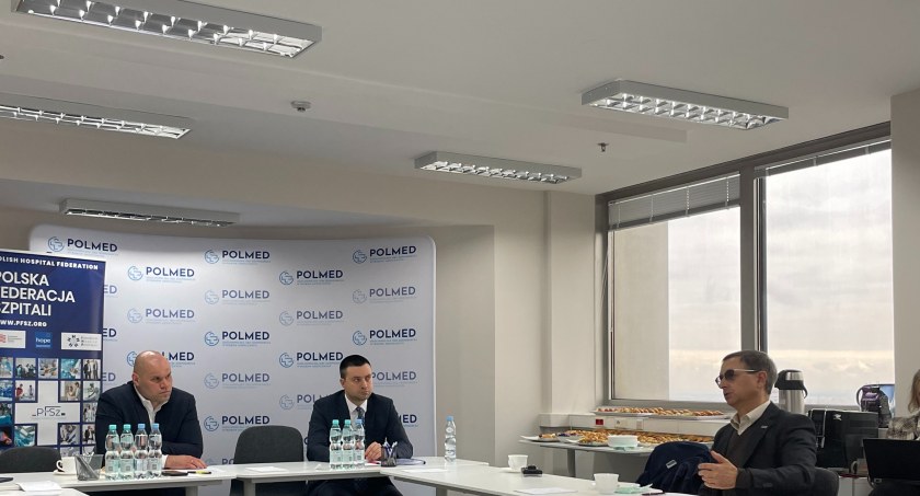Urzędowa cena zbytu dla wyrobów medycznych. Strona społeczna ma duże obawy