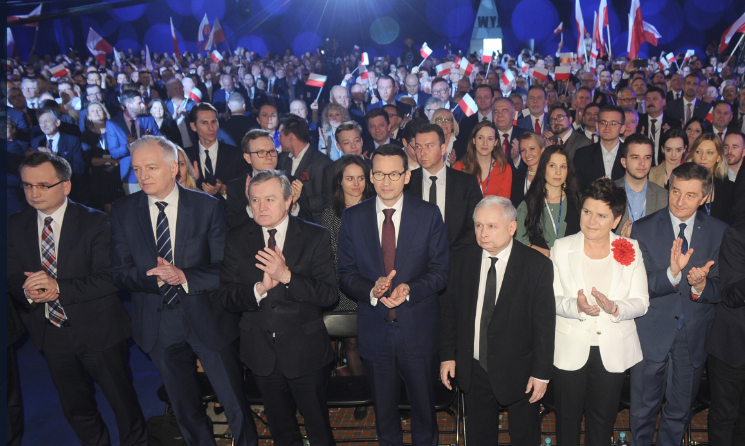 Konwencja PiS: Polska jest tylko jedna, a zdrowie?
