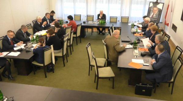 Senacka Komisja Zdrowia za powszechnym dostępem do POZ
