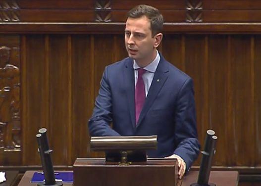 PSL chce obniżenia wieku osób które dostaną darmowe leki