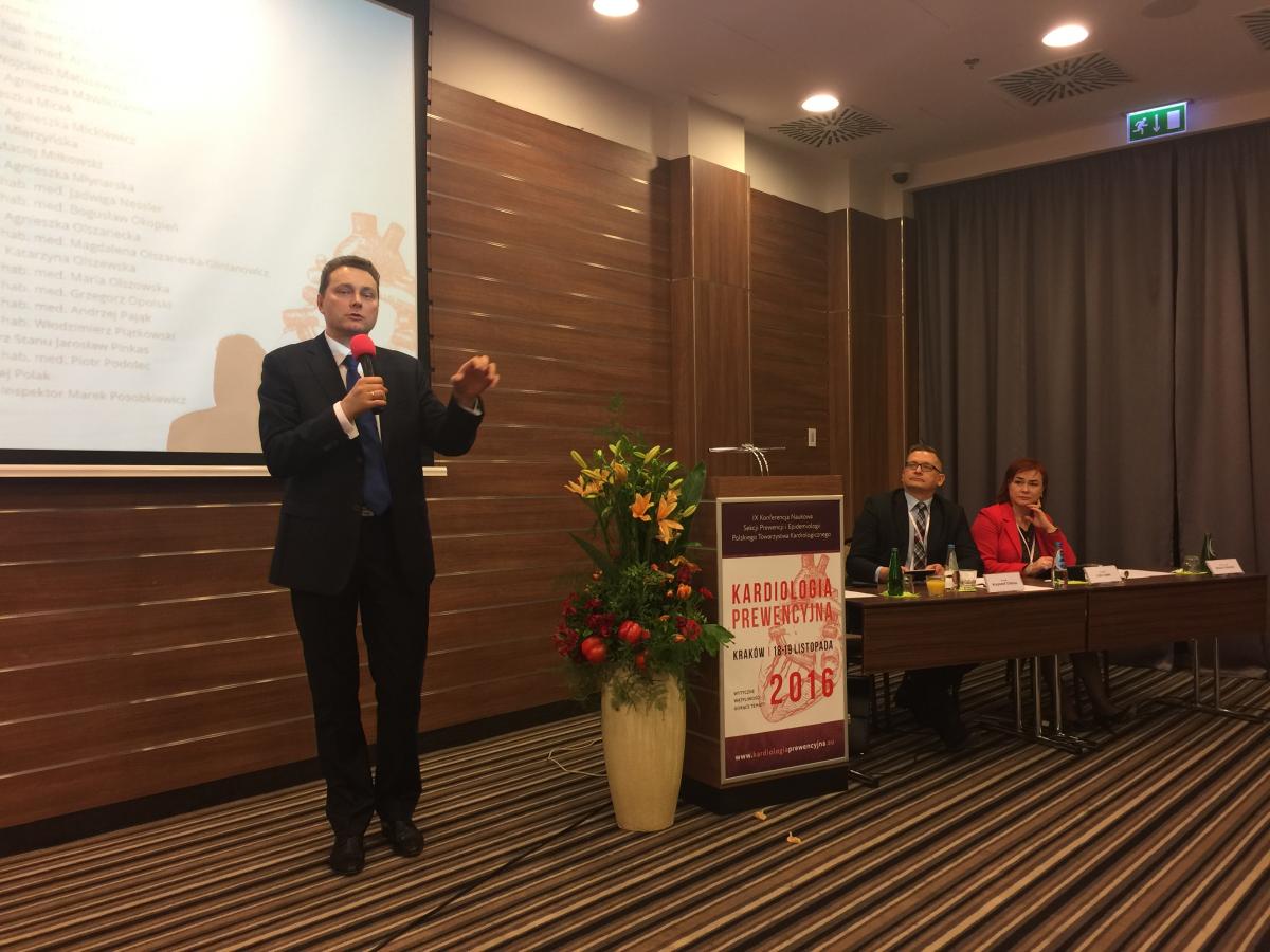 Kontrowersyjne panele i nowatorskie wyniki badań