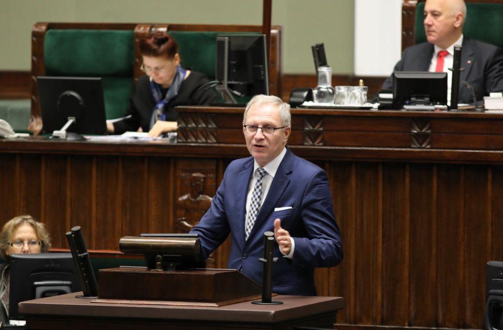 Zmiany w planie finansowym NFZ z pozytywną opinią Komisji Zdrowia