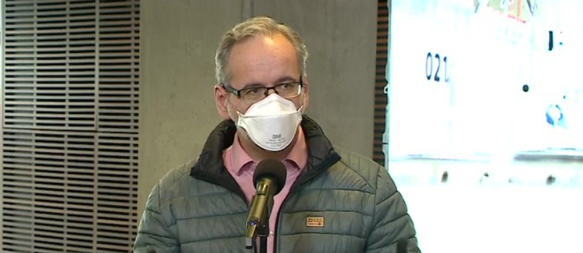 A.Niedzielski: więcej łóżek covidowych, więcej miejsc w izolatoriach