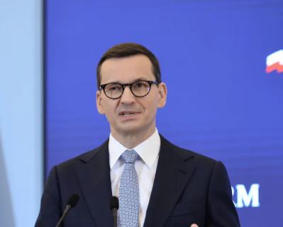 Premier: nie ma planu powszechnych obowiązkowych szczepień