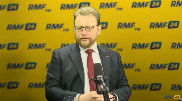 Ł. Szumowski: wzmocnienie AOS skróci kolejki. Pierwsze efekty już za rok