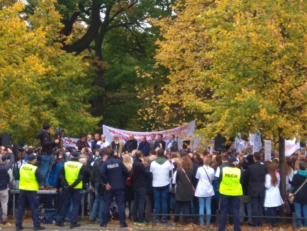 Zaproszenia do udziału w speczespole ds. finansowania i płac rozesłane
