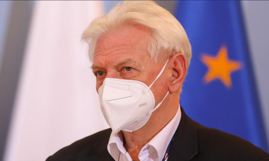 Prof. A.Horban: To nie są restrykcje, ale środki ratujące życie ludzkie