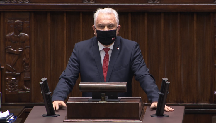 W.Kraska: do walki z COVID-19 włączyliśmy całą polską służbę zdrowia