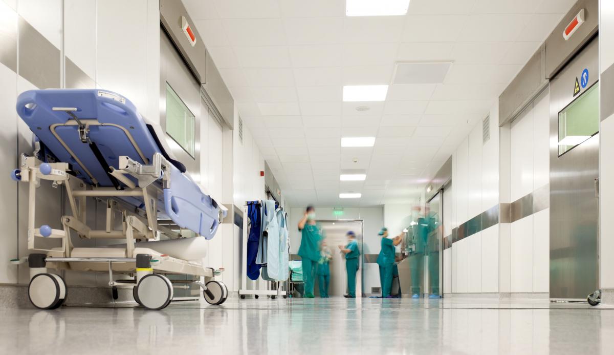 Szpitale za bardziej elastycznym zarządzaniem czasem pracy lekarzy