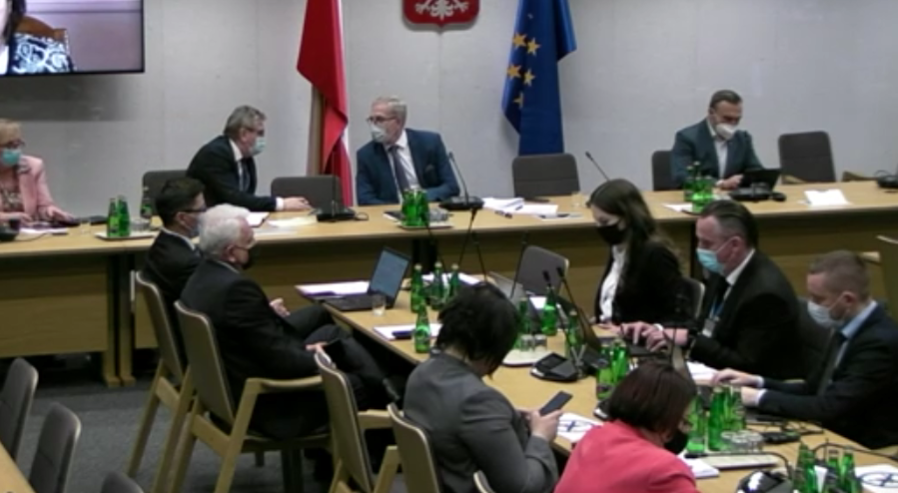 Projekt o testowaniu pracowników już po wysłuchaniu publicznym